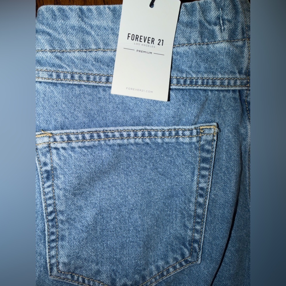 Forever 21 Premium Denim Wide Leg Jeans with Tie Waist and Button Up Size 26 - Picture 8 of 9